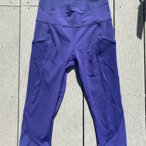 Lululemon Fast as light crop - Picture 2 of 4